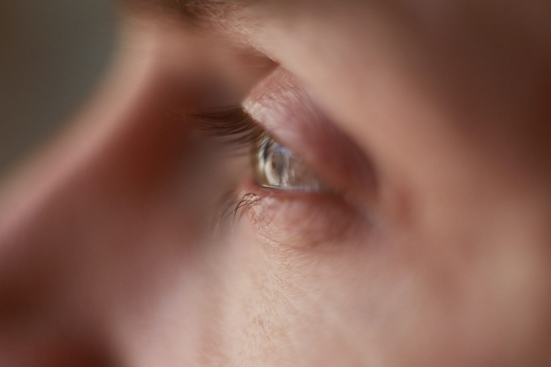Nocturnal lagophthalmos occurs when you are unable to close your eyelids. (Image via Pexels/Victoria Emerson)